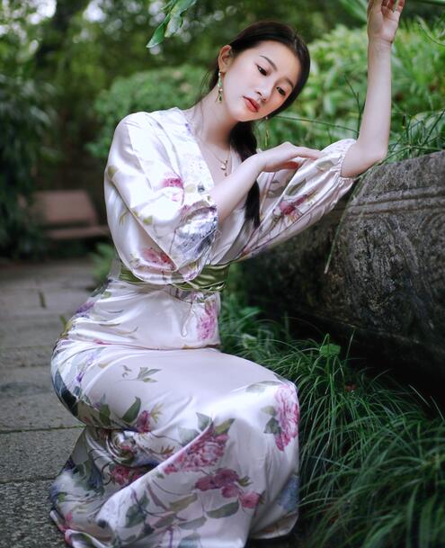 亚洲高清线久久