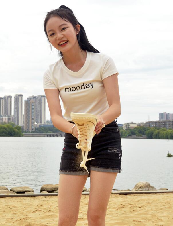 国产人妖专区视频在线一区