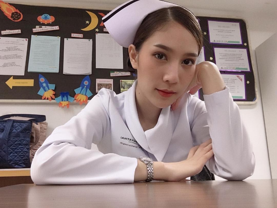 噼里啪啦的动漫在线观看免费