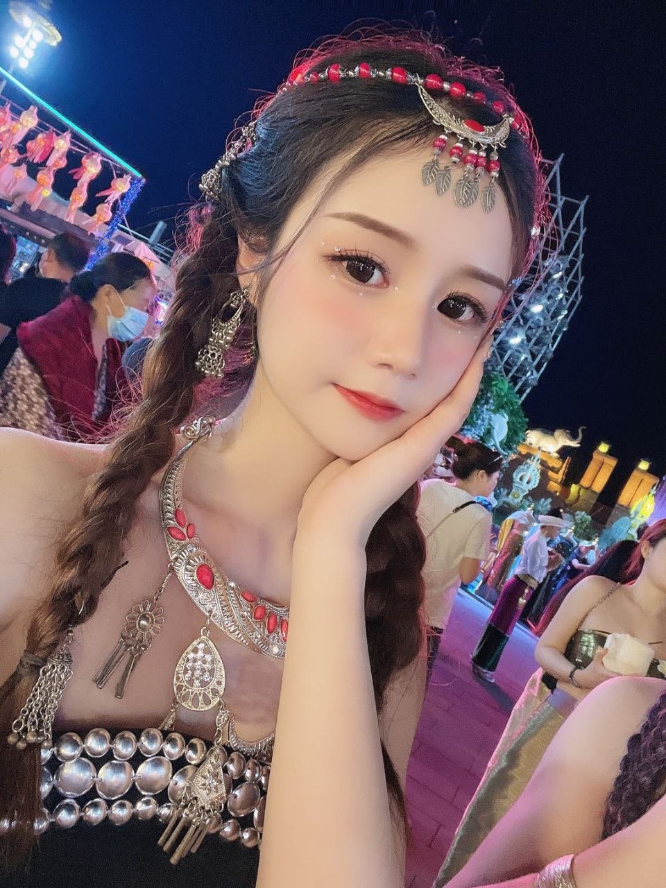色偷偷亚洲一区二区不卡