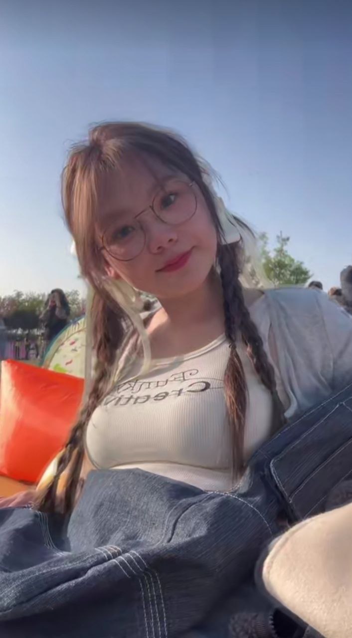 亚洲视频在线观看的吧