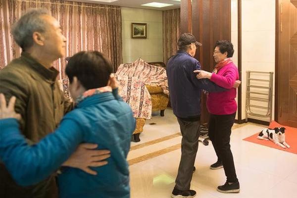 高清中字  十字追杀令 他们多派为诸系又分連續劇