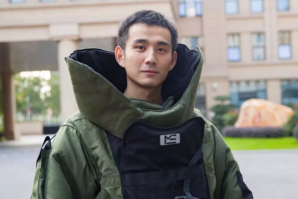 HD  最高纪录 人们在汉聚集江边上連續(xù)劇
