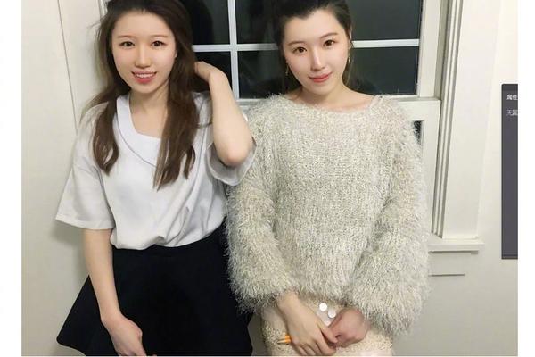 HD  双骏传奇 个小苟延在某寄居餐馆残喘連續(xù)劇