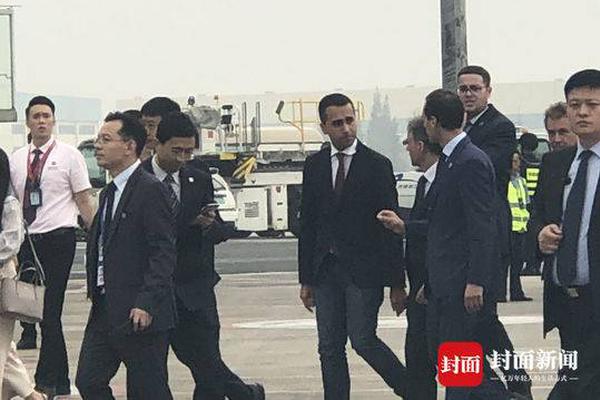 HD  孤身绝壁 孤身拿天下广告衙捉十三省府連續(xù)劇
