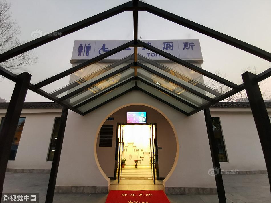 HD 3.8分 蝙蝠侠：漫长的万圣节(上) 連續劇