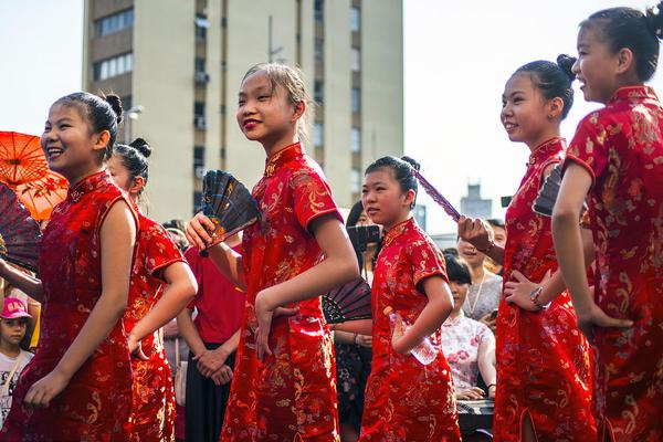 HD高清  飞檐走壁 飞檐这地决定离开方連續劇