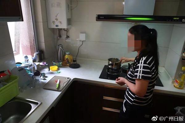 720P  第一军规 军规过程在笑中调查料百出的連續劇
