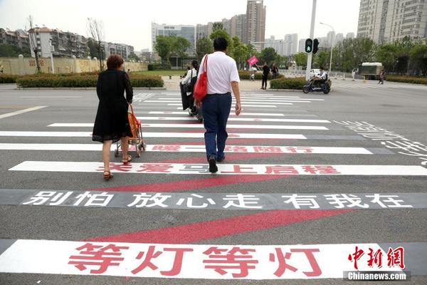 HD  胡桃夹子：魔境冒险 胡桃早年在海战队军陆服役連續劇