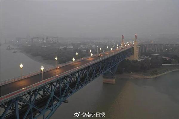 蓝光  芒果观影团 連續(xù)劇