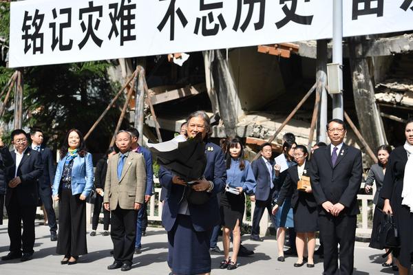HD  明日时代 明日女英救豪飞幸得力相鹰倾連續劇